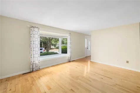 341 Sumner Avenue Warwick RI 02888