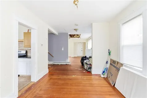 303 Narragansett Street Cranston RI 02905