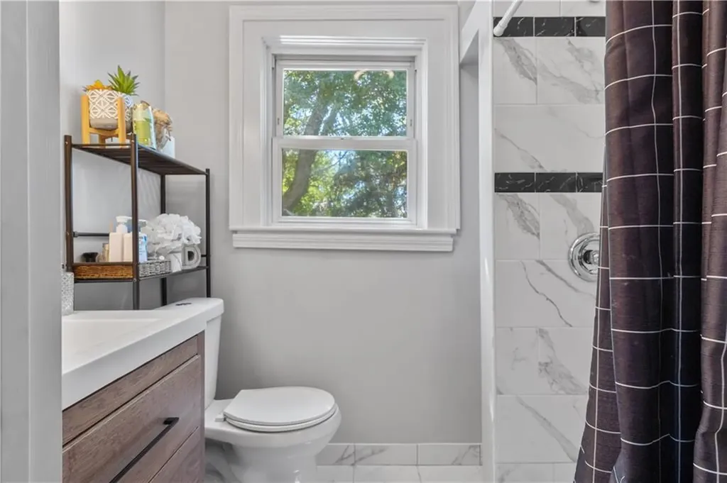 39 Matteson Avenue West Warwick RI 02893