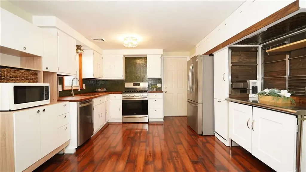 11 North Rose Street East Providence RI 02914