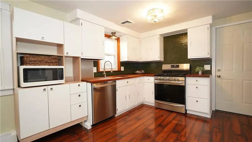 11 North Rose Street East Providence RI 02914