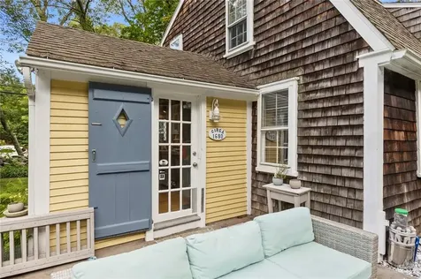 1300 Middle Road East Greenwich RI 02818