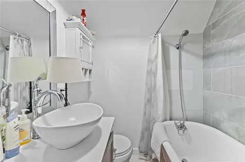 1300 Middle Road East Greenwich RI 02818