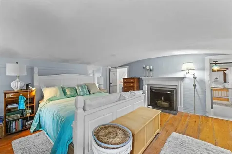 1300 Middle Road East Greenwich RI 02818