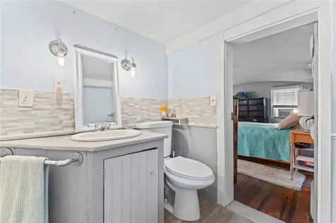 1300 Middle Road East Greenwich RI 02818