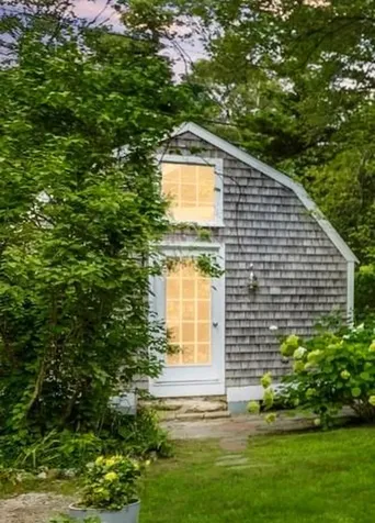 1300 Middle Road East Greenwich RI 02818