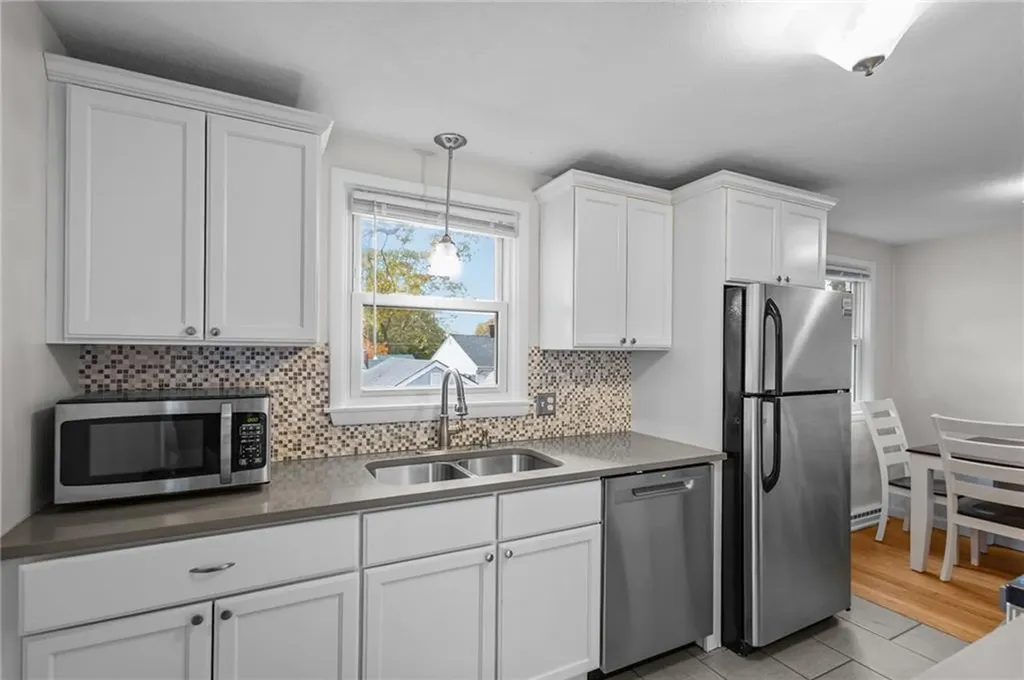 16 Flynn Avenue Cranston RI 02920