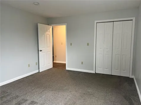 51 Walnut Street Tiverton RI 02878