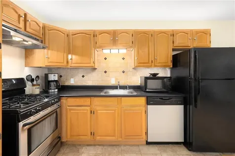 3940 Post Road Warwick RI 02886