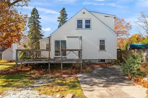 377 England Street Cumberland RI 02864