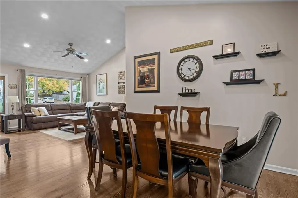 6 Emerson Court West Warwick RI 02893