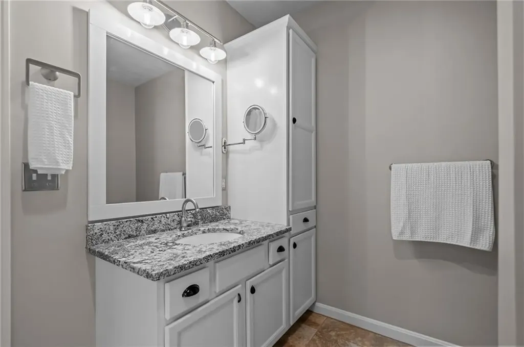 6 Emerson Court West Warwick RI 02893