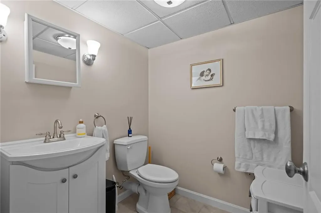 6 Emerson Court West Warwick RI 02893