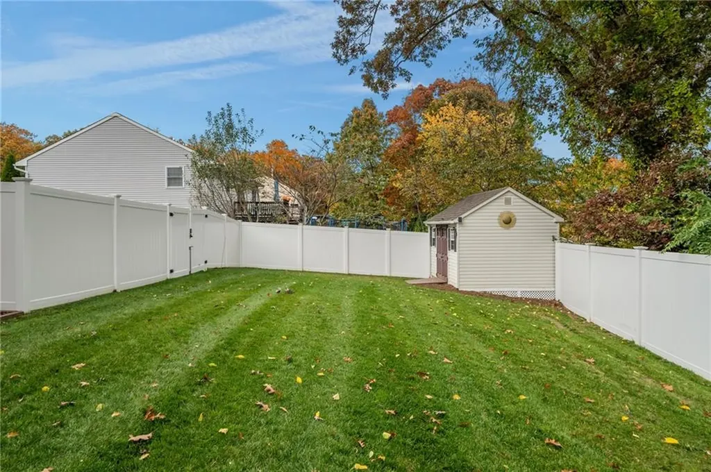 6 Emerson Court West Warwick RI 02893