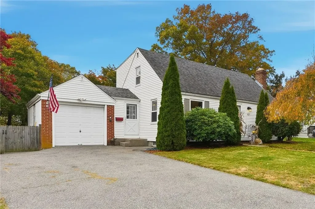 63 Massasoit Drive Warwick RI 02888