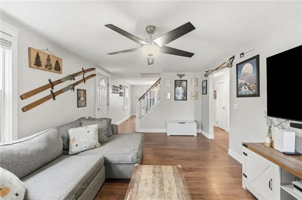 63 Massasoit Drive Warwick RI 02888