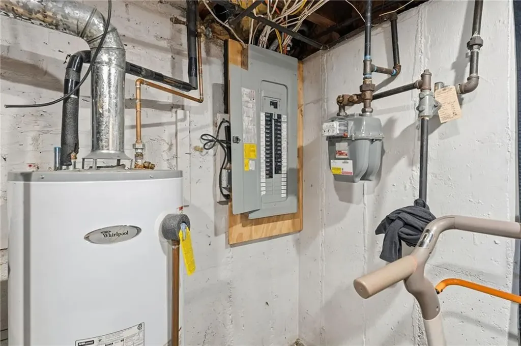 63 Massasoit Drive Warwick RI 02888