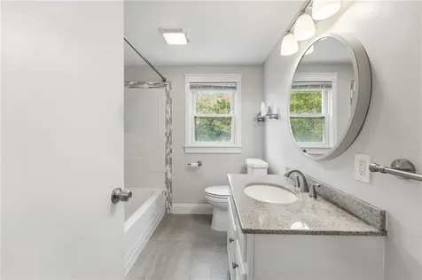 63 Massasoit Drive Warwick RI 02888