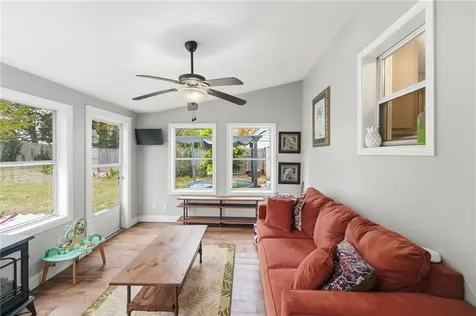 63 Massasoit Drive Warwick RI 02888