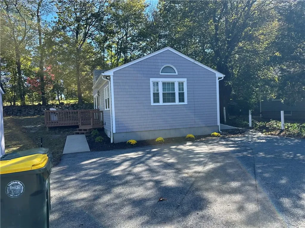 2 Hattie Avenue Smithfield RI 02828