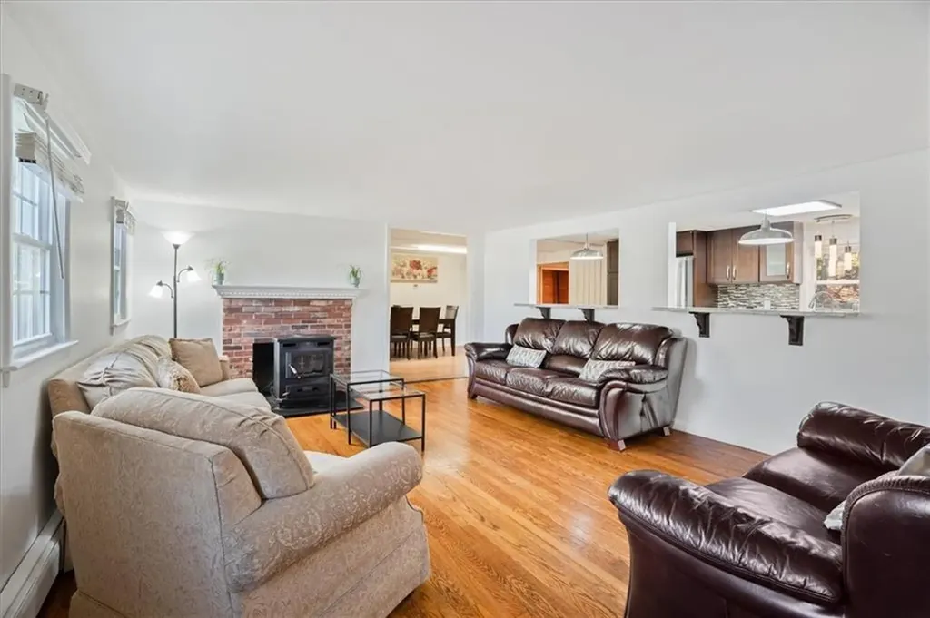 39 Columbia Street North Attleboro MA 02760