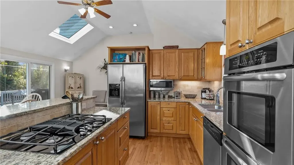 6 Black Creek Lane Warwick RI 02888