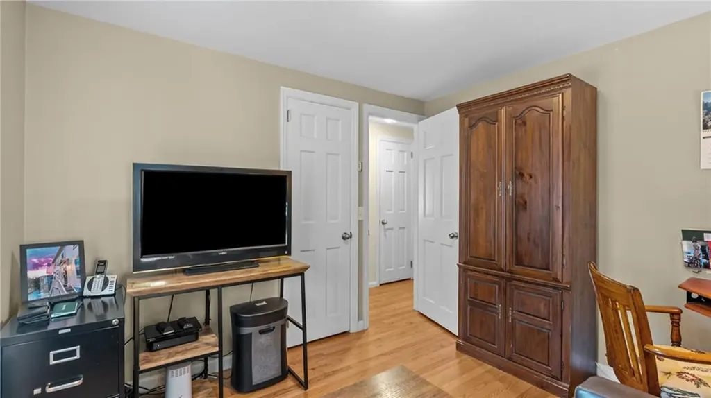 6 Black Creek Lane Warwick RI 02888