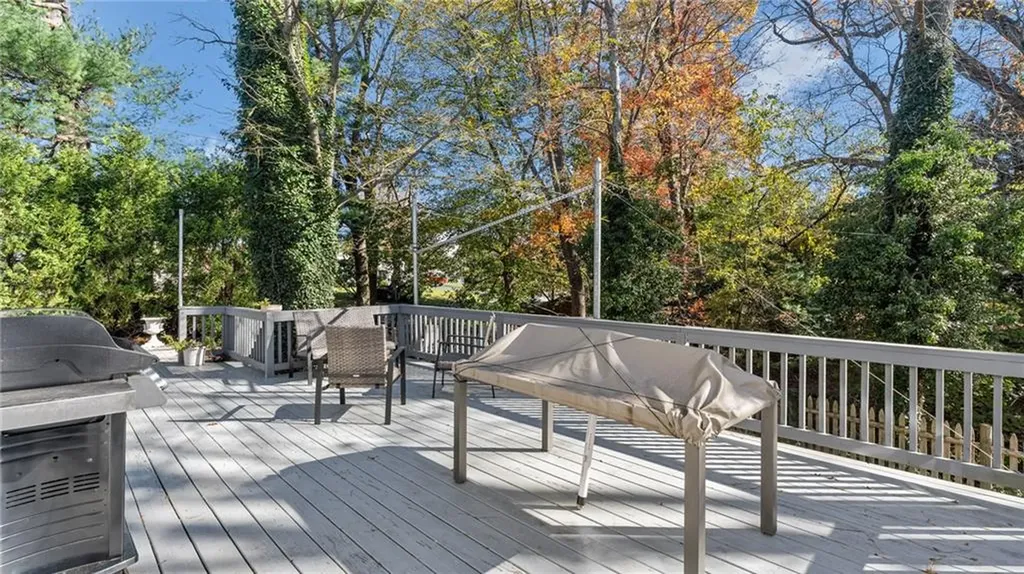 6 Black Creek Lane Warwick RI 02888