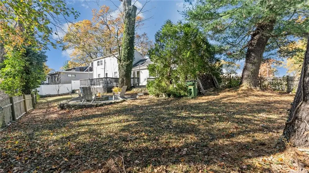 6 Black Creek Lane Warwick RI 02888