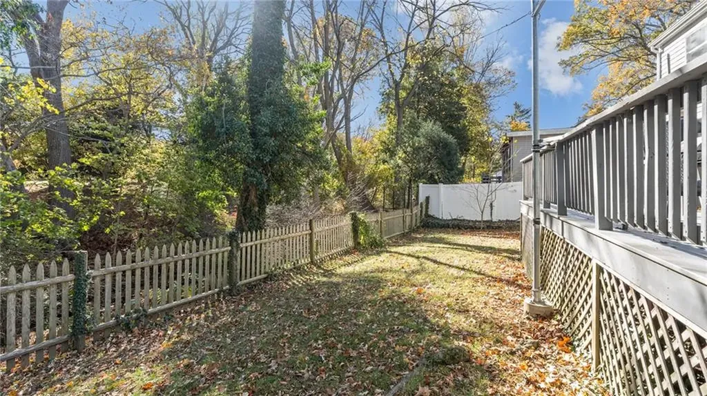 6 Black Creek Lane Warwick RI 02888