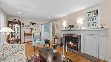 6 Black Creek Lane Warwick RI 02888