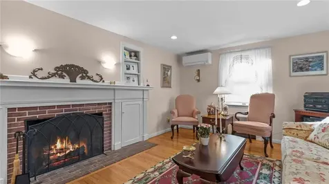 6 Black Creek Lane Warwick RI 02888