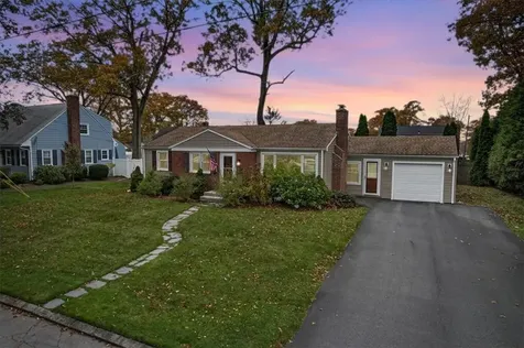 45 Hamden Road Cranston RI 02920