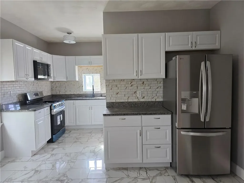 78 Whittier Avenue Providence RI 02909