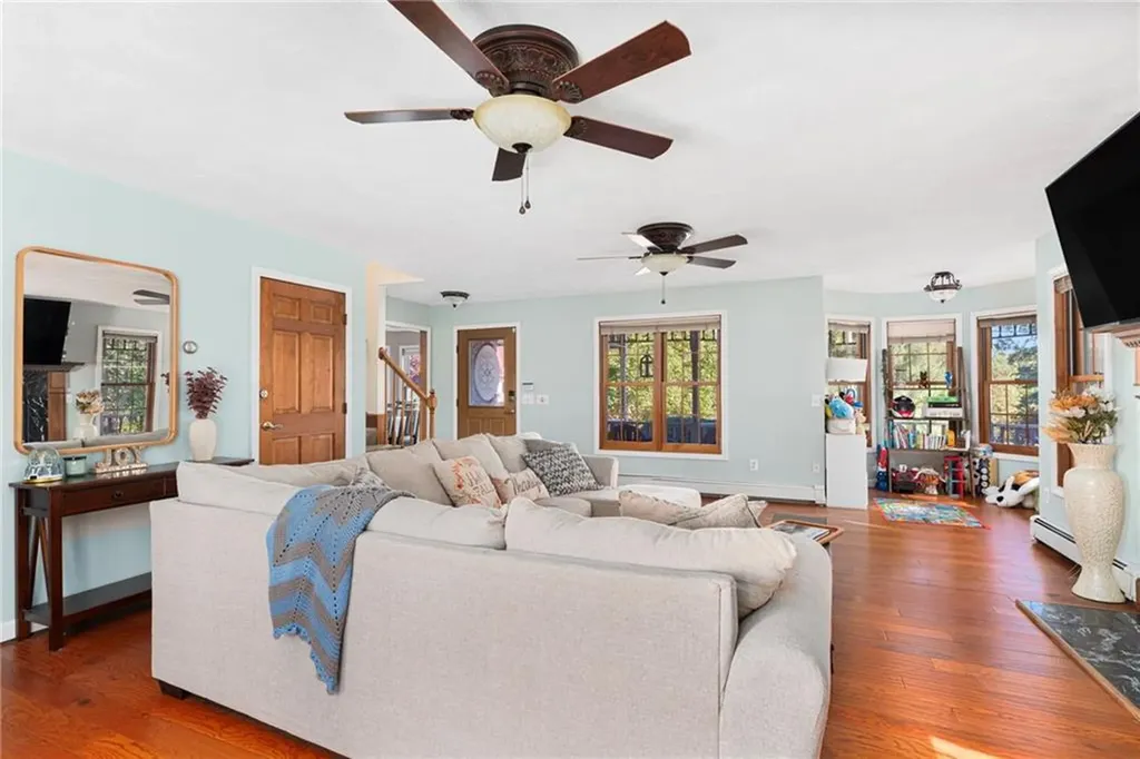 8 Tarragon Drive Johnston RI 02919