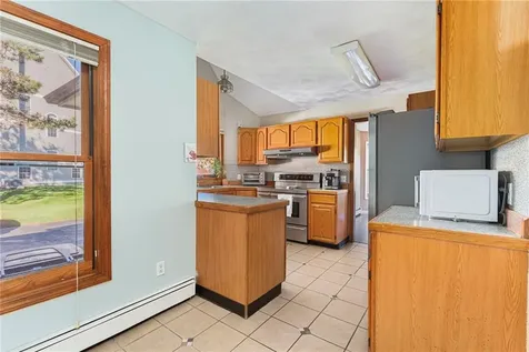 8 Tarragon Drive Johnston RI 02919