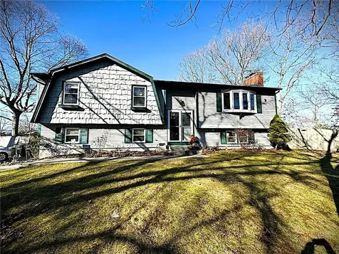 7 Adams Drive Coventry RI 02816