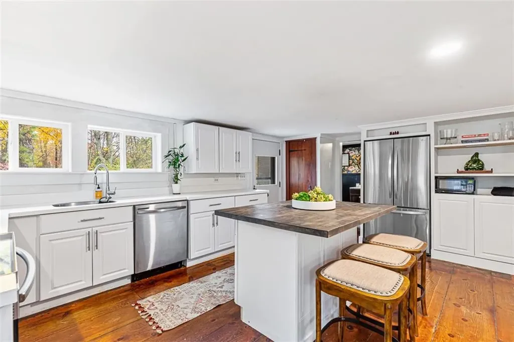 155 Stillwater Road Smithfield RI 02917