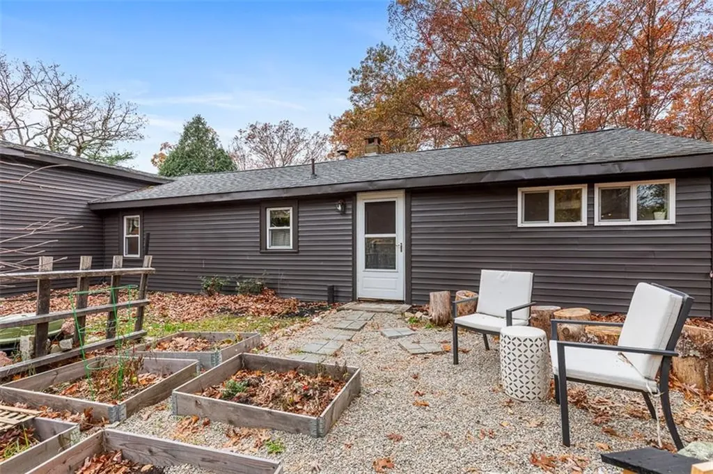 155 Stillwater Road Smithfield RI 02917