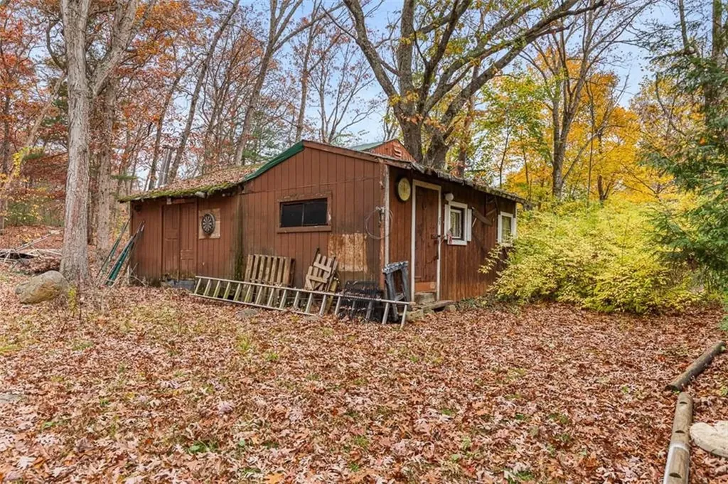 155 Stillwater Road Smithfield RI 02917