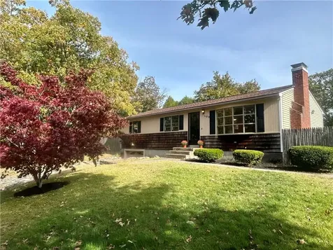 109 Chadsey Road North Kingstown RI 02852