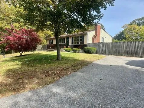 109 Chadsey Road North Kingstown RI 02852