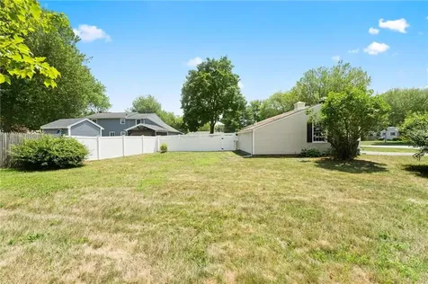 1 Woodhaven Drive Cumberland RI 02864