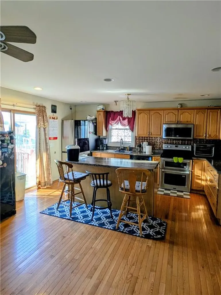 31 Burrows Street Providence RI 02907