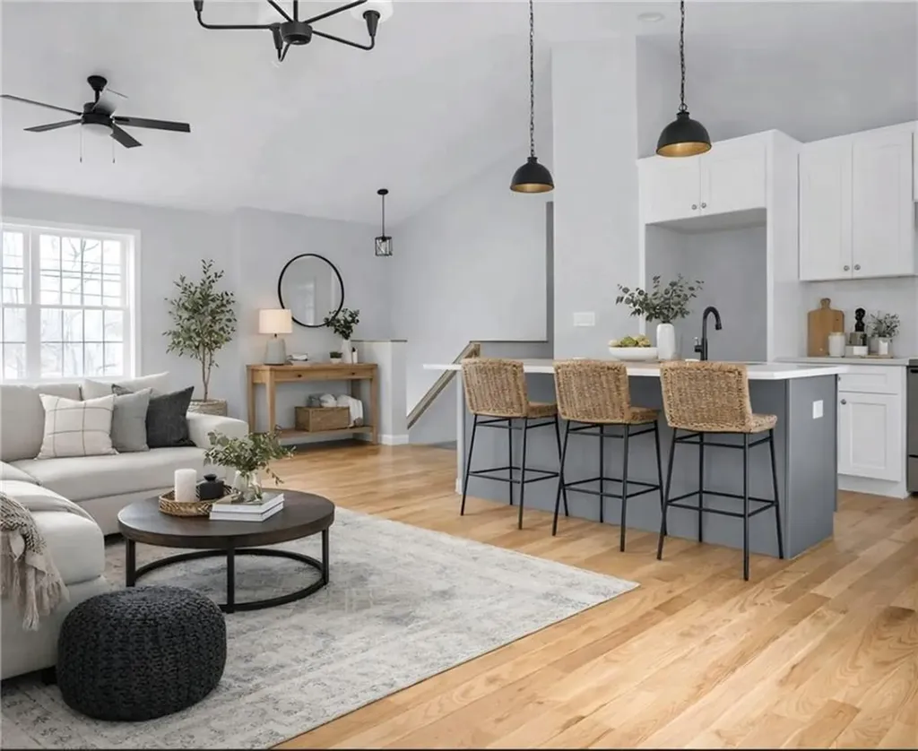 61 Church Street Westerly RI 02808