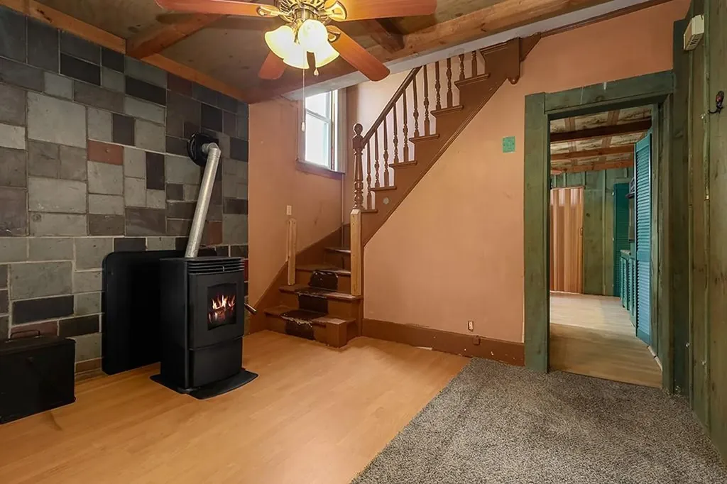 625 Gaskill Street Woonsocket RI 02895