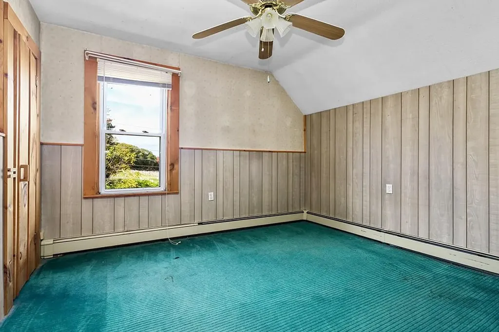 625 Gaskill Street Woonsocket RI 02895