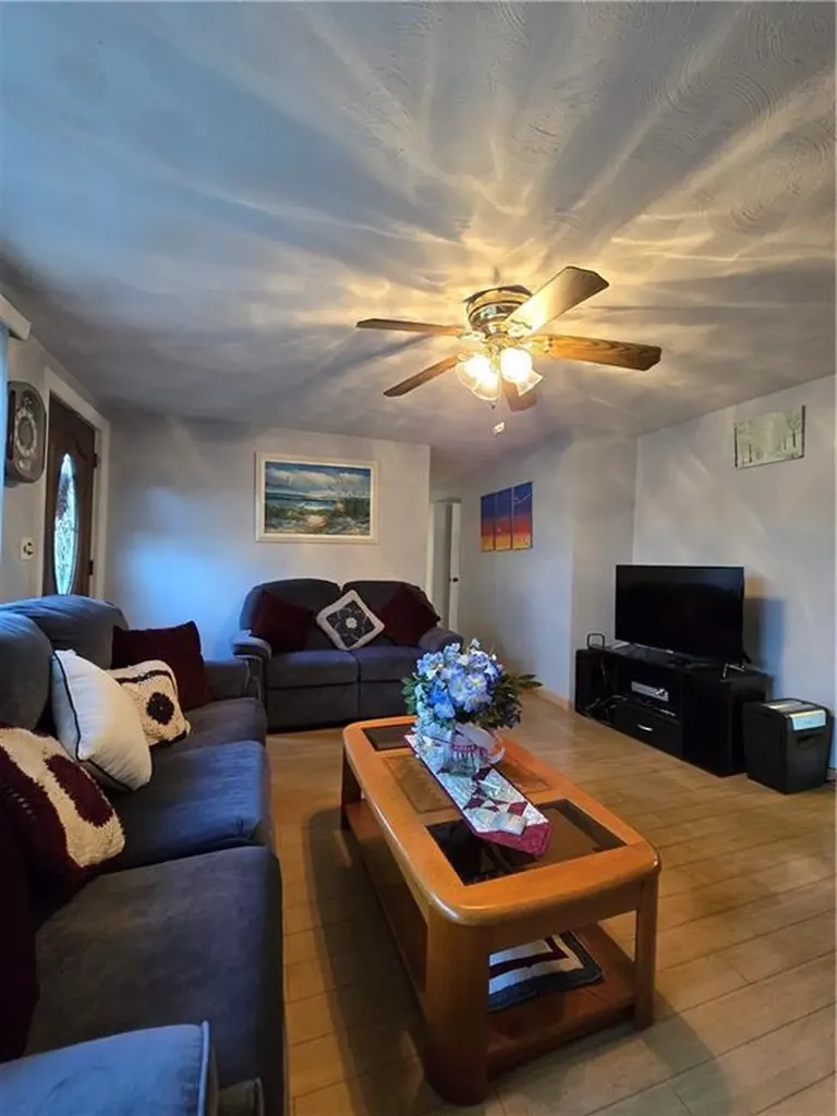 158 Underwood Avenue Warwick RI 02888