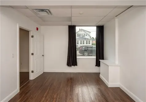 413 High Street Bristol RI 02809