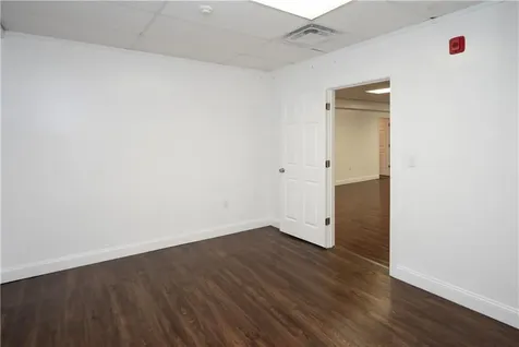 413 High Street Bristol RI 02809